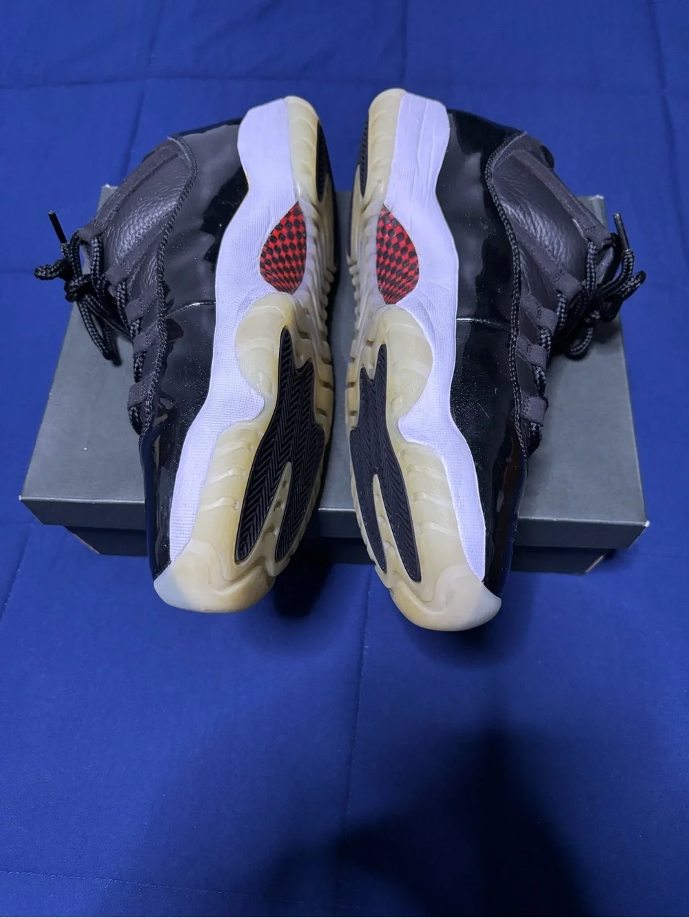 Jordan box 10